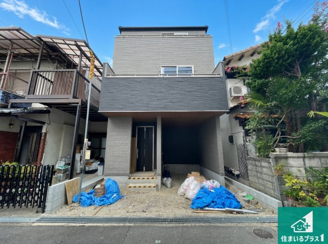 ■寝屋川市石津中町　第3期　新築一戸建ての外観|現在建築中！落ち着いた街並みで新生活を始めることが出来そう！周辺の物件も併せてご紹介させて頂きます！