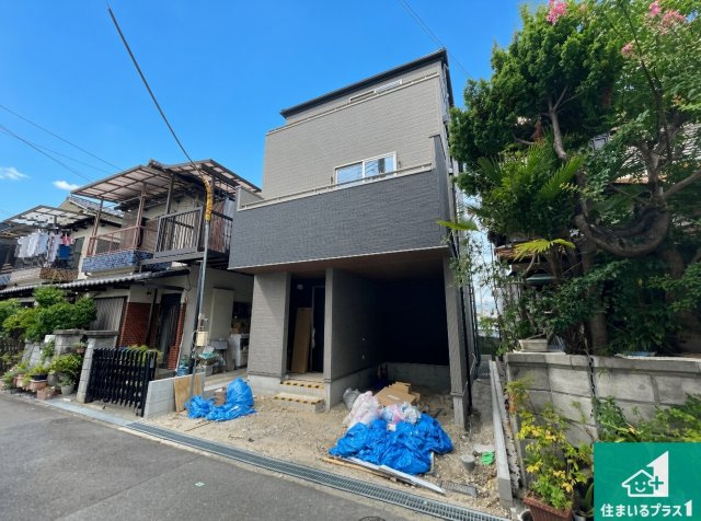 ■寝屋川市石津中町　第3期　新築一戸建ての外観|現在建築中！落ち着いた街並みで新生活を始めることが出来そう！周辺の物件も併せてご紹介させて頂きます！