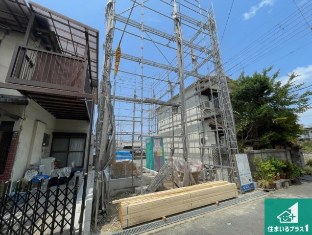 寝屋川市石津中町　第3期　新築一戸建ての外観|現在の進捗状況です！順調に作業進行中、完成が待ち遠しいです！詳細の間取り等、お気軽にお問い合わせください！