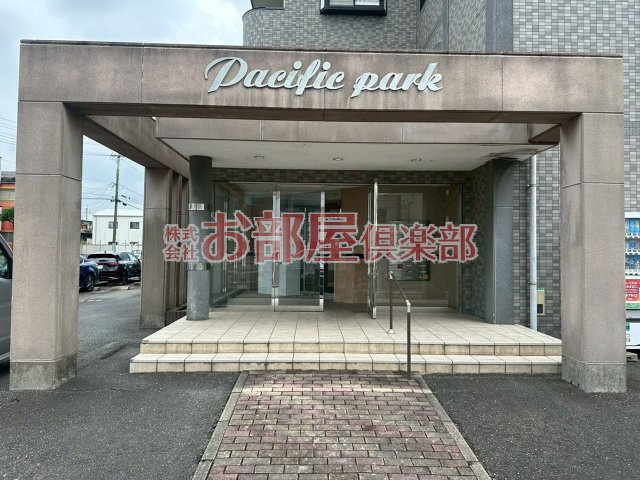 パシフィックパークのエントランス