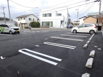 【駐車場】 | ロイヤルステージ西津田