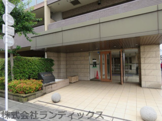 【エントランス】 | レクセルプラッツァ福生壱番館