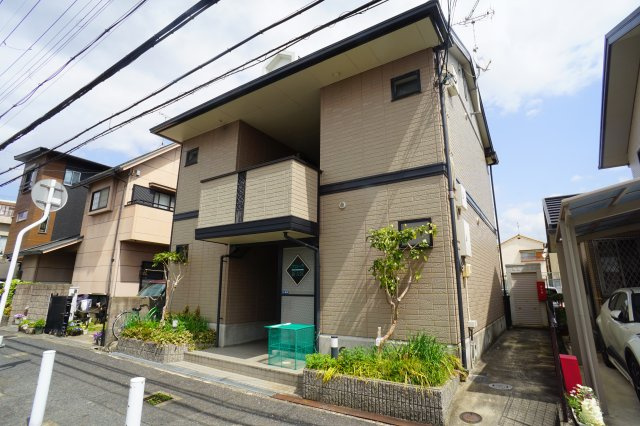 フローラ新大宮