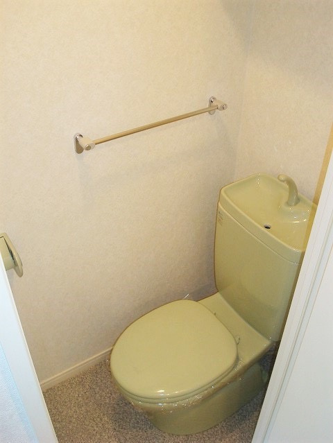 新品家具付きマンション博多駅前36(KaGood福岡)のトイレ