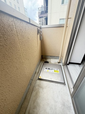Ａ－ＥＡＳＴ元町のバルコニー