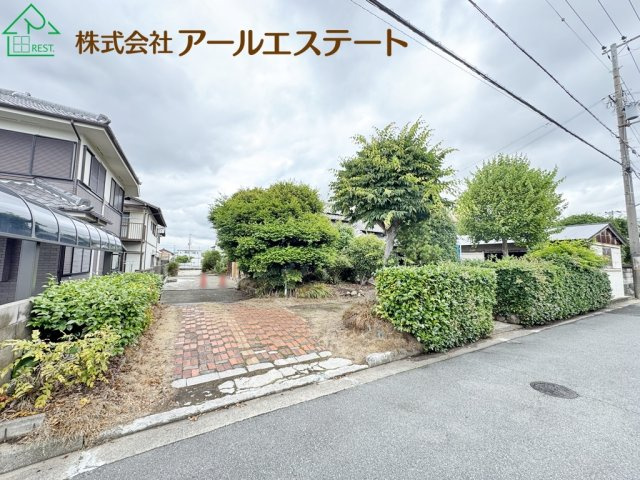 加古川市神野町石守　　売土地の前面道路含む現地写真