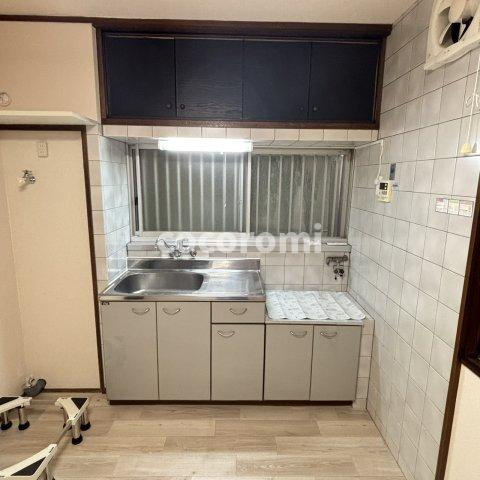枚方市印田町戸建の内装