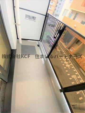 グランジュール大手町のバルコニー|外からの目が気にならないバルコニーで洗濯物が干せます