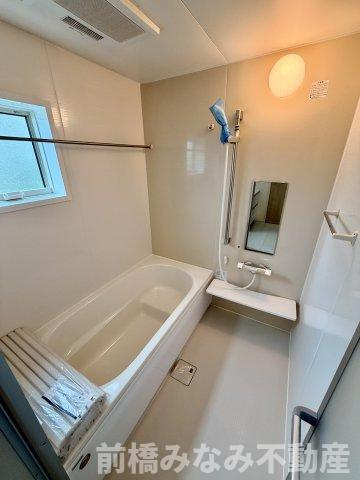 【新築】渋川市金井第19　１号棟(全４棟)　リーブルガーデン　新築建売分譲の浴室|ゆったり過ごせるお風呂です