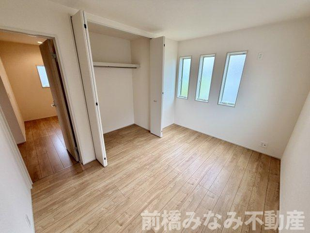 【新築】渋川市金井第19　１号棟(全４棟)　リーブルガーデン　新築建売分譲の洋室|明るい洋室です