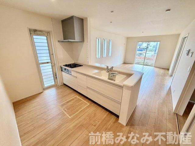 【新築】渋川市金井第19　１号棟(全４棟)　リーブルガーデン　新築建売分譲のキッチン|キッチンです