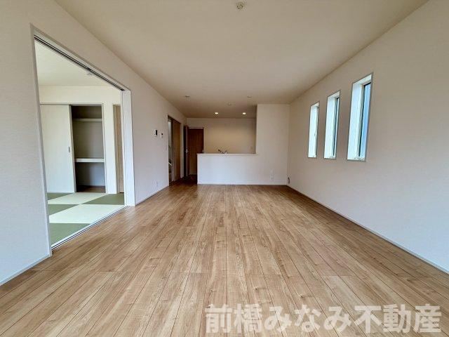 【新築】渋川市金井第19　１号棟(全４棟)　リーブルガーデン　新築建売分譲の居間・リビング|居間です