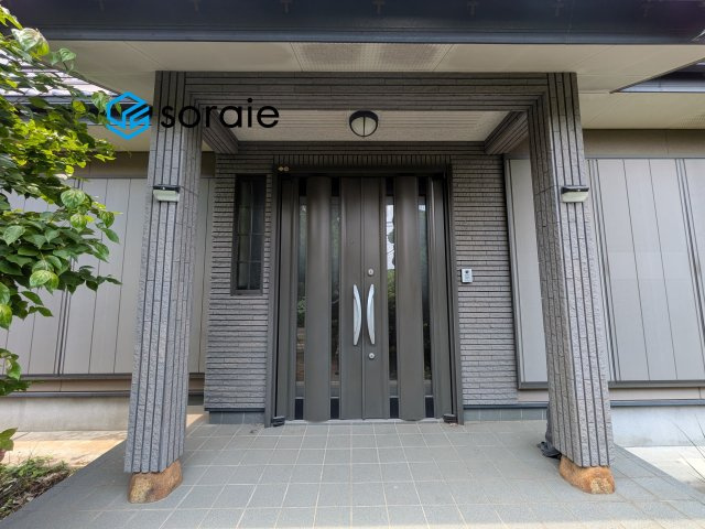 川越市神明町　中古戸建の玄関|6/12　撮影