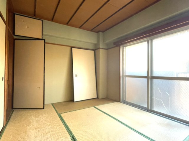 加治屋ハイツの和室
