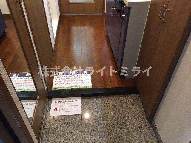 パレステュディオ日本橋浜町駅前の玄関| 