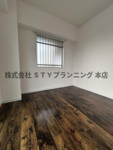 仲介手数料0円！ドミール英の洋室