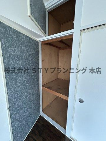 仲介手数料0円！ドミール英の収納