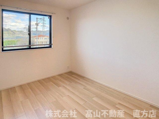 直方市大字感田のアパートの寝室