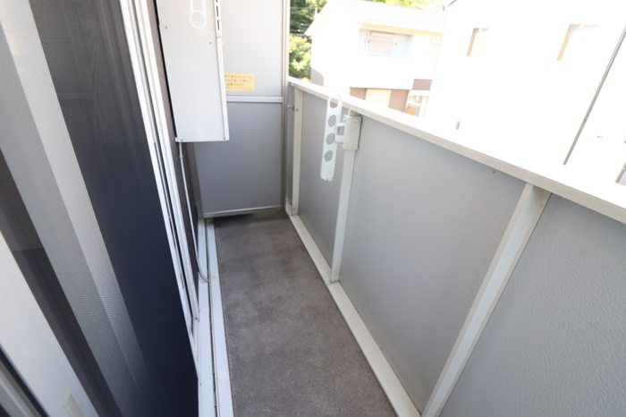 熊本市西区池亀町のアパートのバルコニー