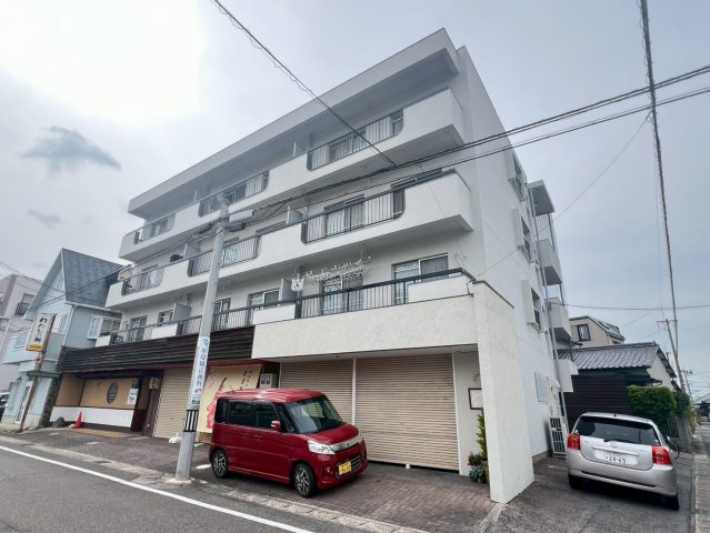 アイフラッツの外観