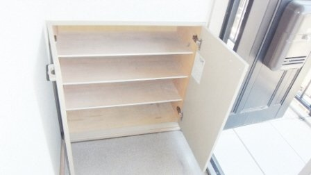 レクエールの玄関|下駄箱