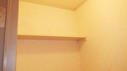 レクエールのトイレ|トイレ上部に棚ついています