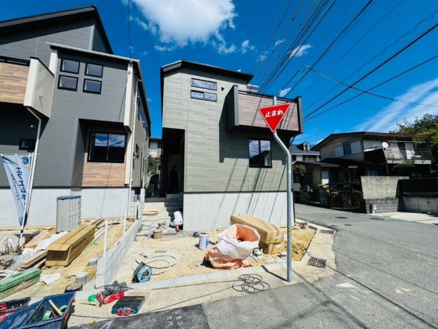 BELS取得　神陵台9丁目　新築2区画　2号棟の居間・リビング