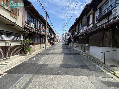 紫野南花ノ坊町 新築戸建 A号地の前面道路含む現地写真