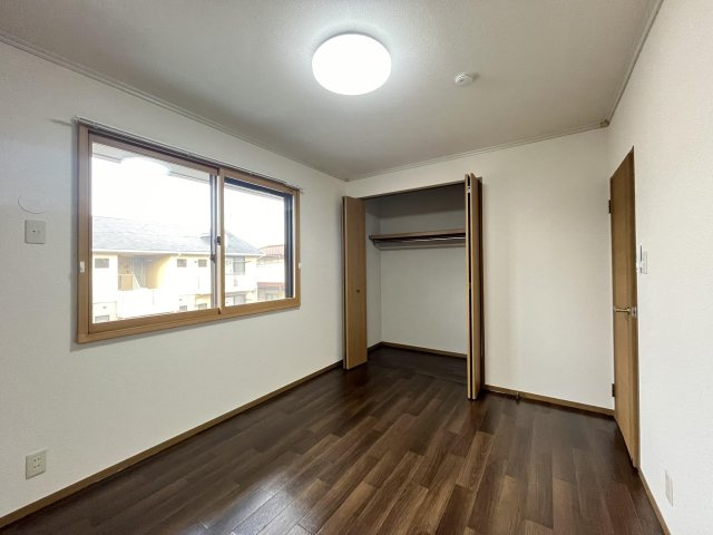 ビラ芳翠　Ｂの洋室