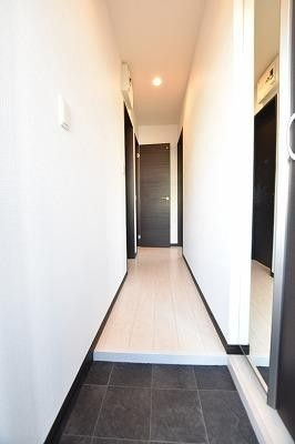 R’ｓ Residence愛宕の玄関