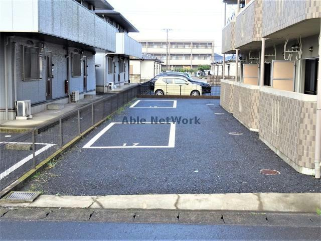 ニューポートマンションの駐車場|駐車場