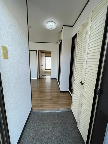 ブラン段上町の玄関
