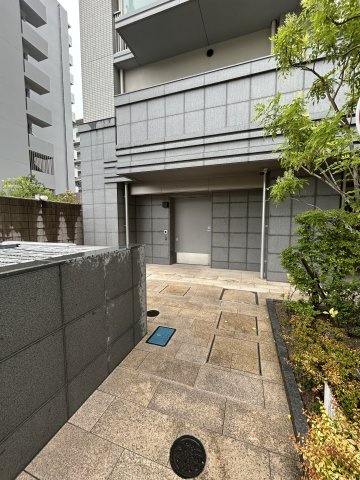 ブランズ塚口町一丁目のエントランス