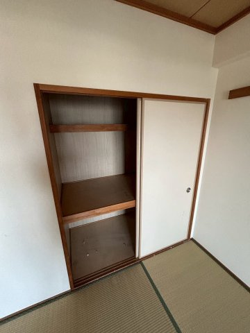 ウエストコート11番街の収納