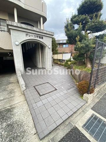 グレース甲陽園の外観