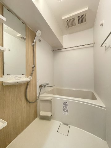 セレニテ神戸駅前アリエのキッチン