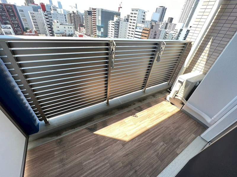 LIVIAZ NAMBA SOLのバルコニー