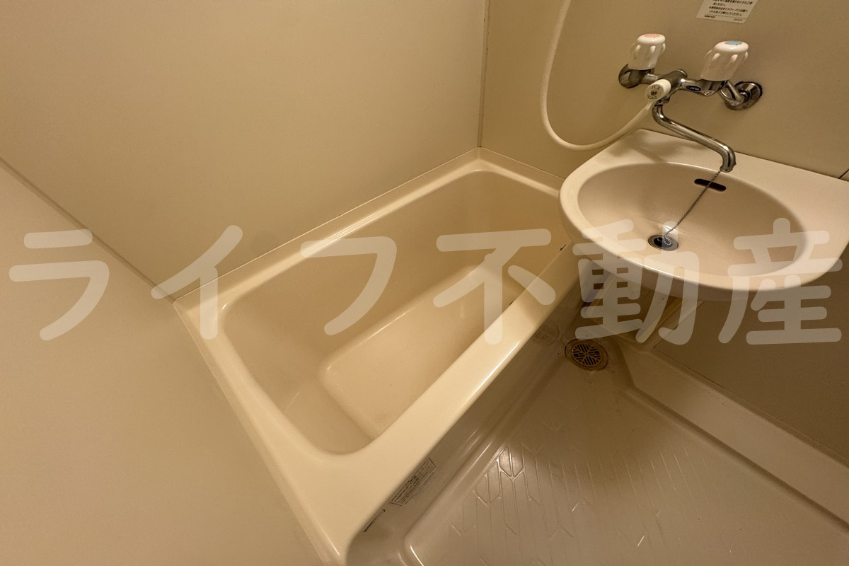 ラフィーネMの浴室|ゆったり過ごせるお風呂です