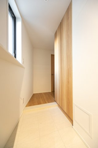 グランクリュ若松町の玄関|※写真は同タイプ住戸です。
