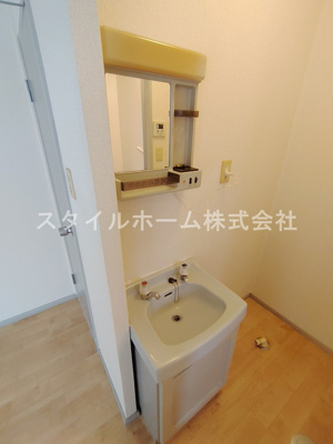 【洗面所】 | ウインディアルート1