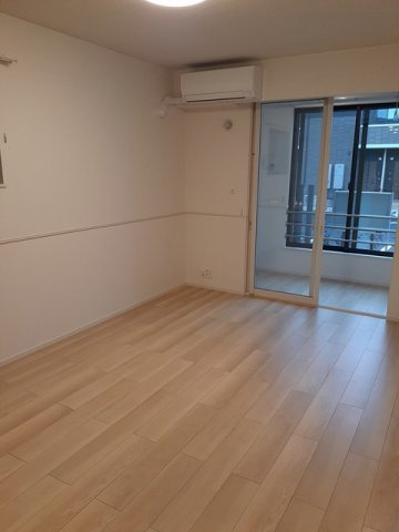 こちらの居間で趣味の時間をお楽しみください