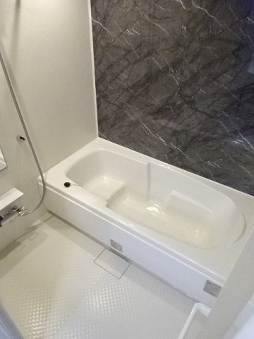 日々の疲れを癒すお風呂付です