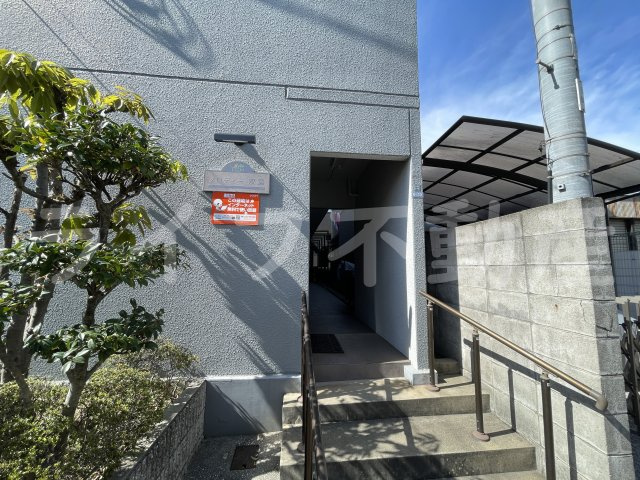 メロディー双葉のエントランス|清潔なエントランスです