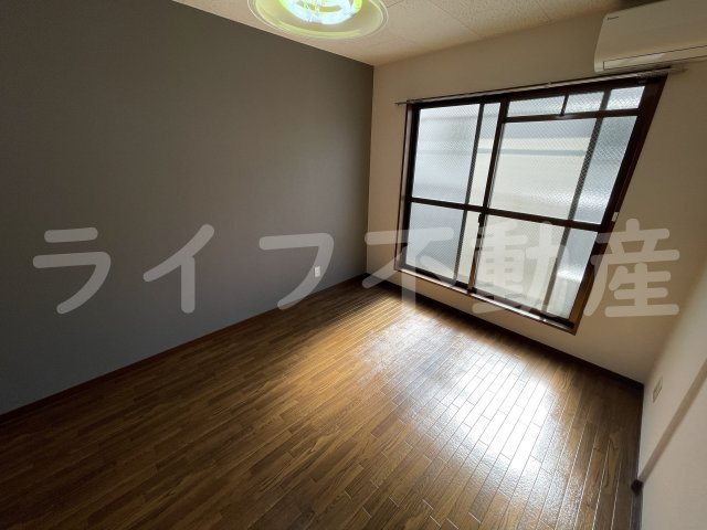 メロディー双葉の洋室|明るい洋室です
