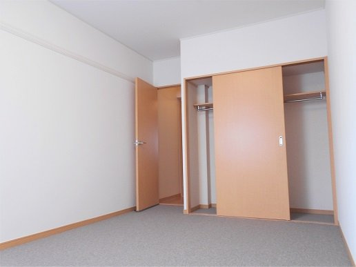 こちらの居間で趣味の時間をお楽しみください