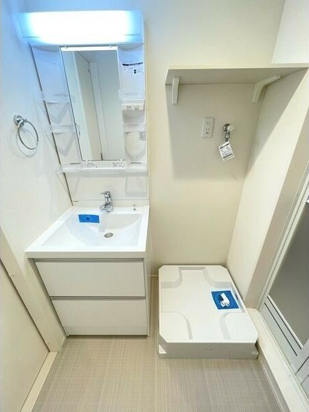 Okimi houseの独立洗面台