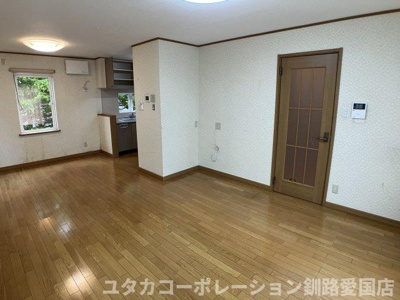 【居間・リビング】 | 【商談中】貝塚2丁目23-33売家
