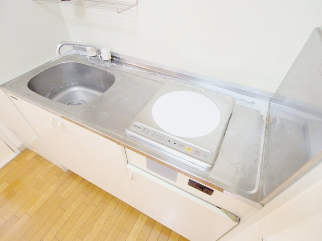 岸保ビルのキッチン