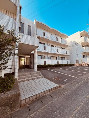 アバンサール弐番館の外観