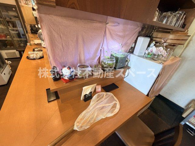 西宮市甲子園三保町の店舗事務所の内装